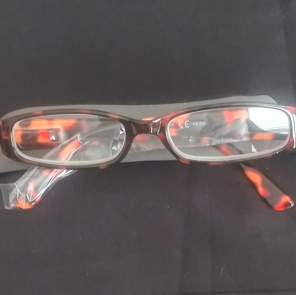 Beautiful "EFMG" Designer Readers! 4.00 NWT